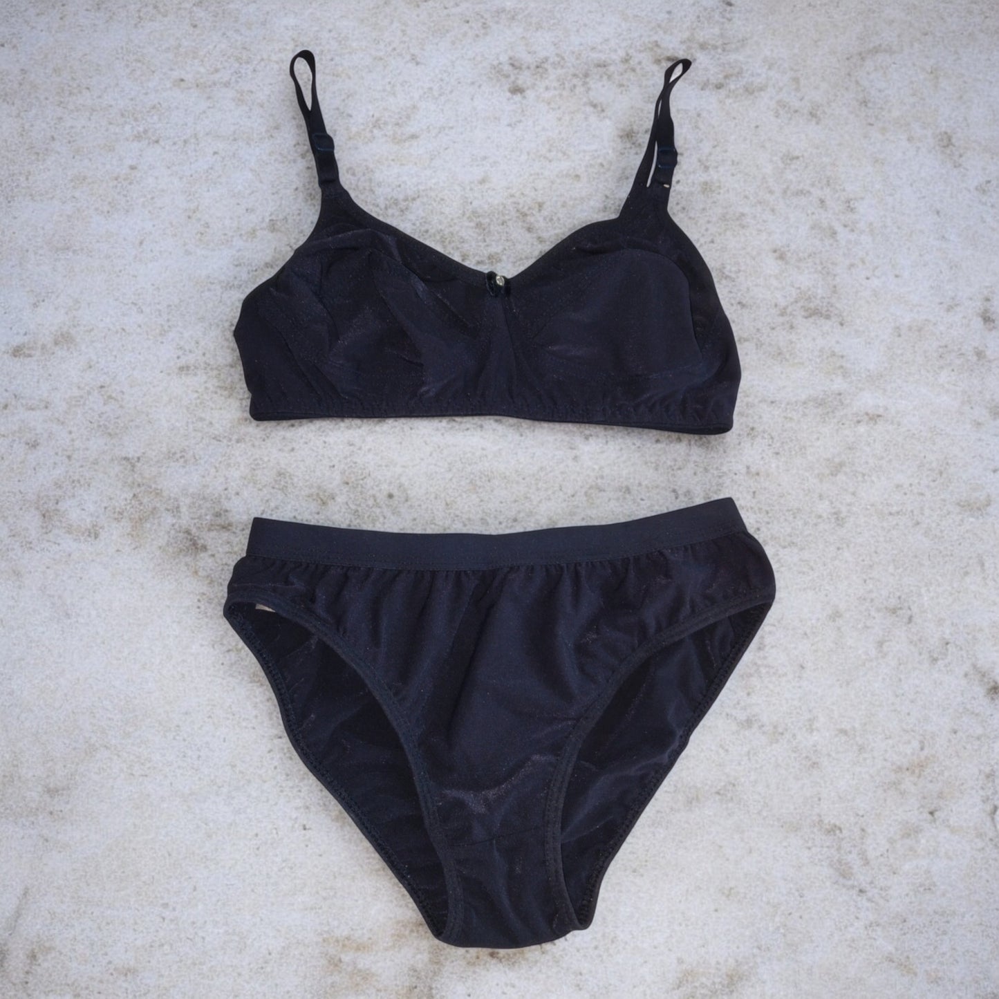 Women Plain Bra Set