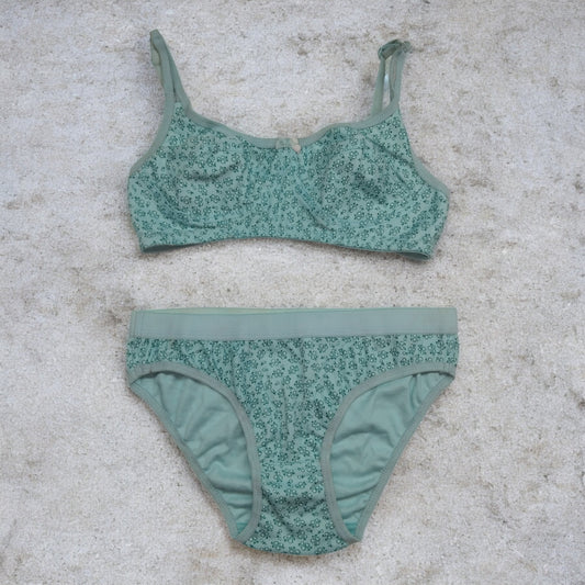 Women Plain Bra Set