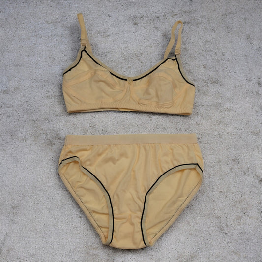 Women Plain Bra Set